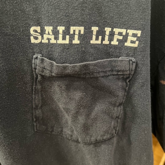Salt Life pocket tee size XL in used condition - Picture 2 of 6